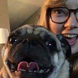 Meet your Posher, Becca